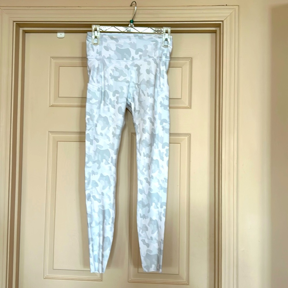 New Houmous light grey camouflage leggings- XS